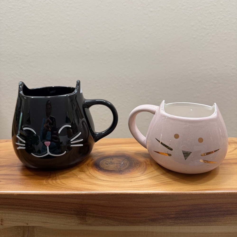 Lot of 2 Cute Ceramic Kitty Cat Whimsical Coffee Tea Mugs